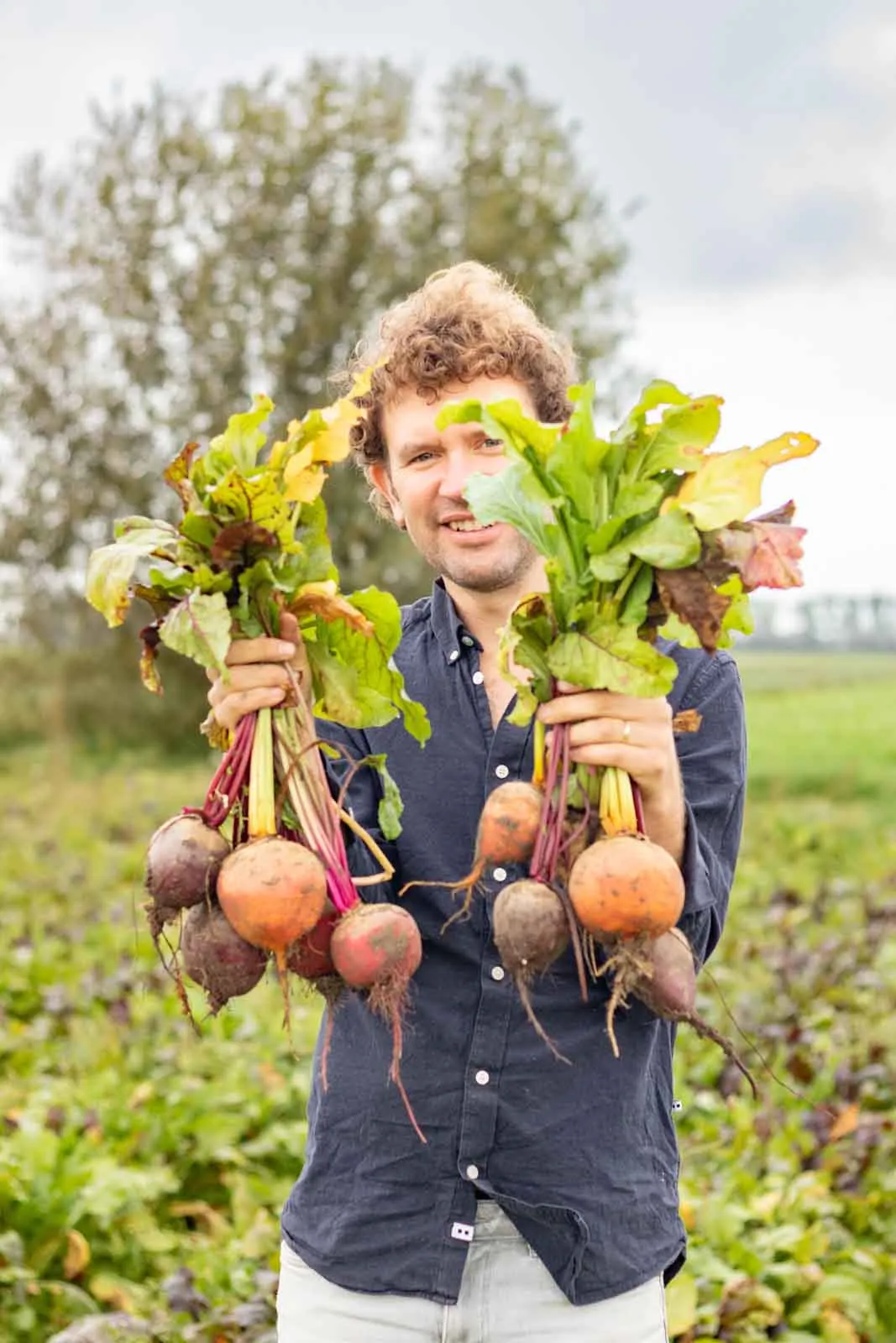 The Farmer Who Heads into Winter with Green Land